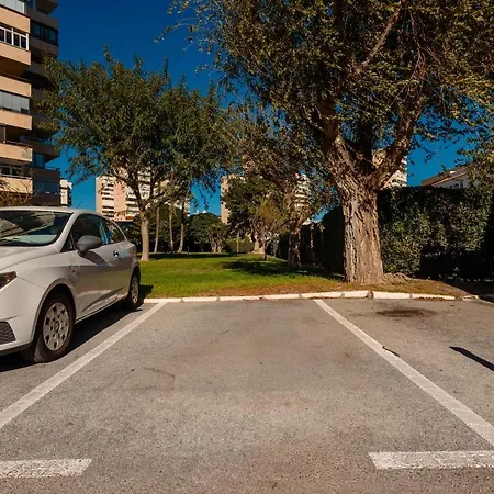 Beachfront With Panoramic Sea Views, Private Parking, Swimming Pools And Mini Golf 公寓