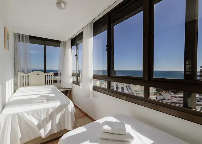 Beachfront With Panoramic Sea Views, Private Parking, Swimming Pools And Mini Golf Apartmán *
