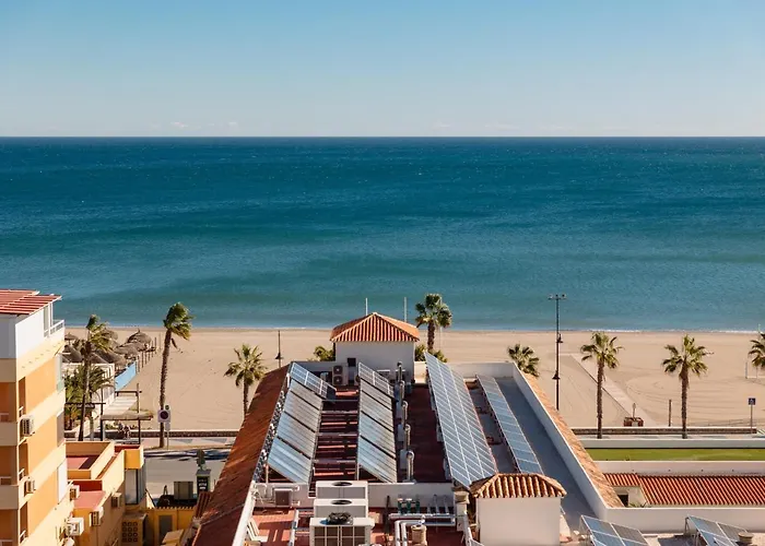 Apartmán Beachfront With Panoramic Sea Views, Private Parking, Swimming Pools And Mini Golf *