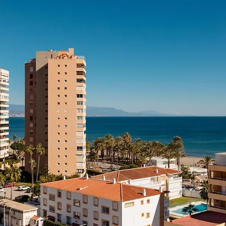 Beachfront With Stunning Views In Апартаменты *